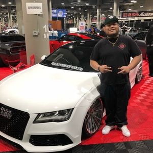 Meet your Posher, Eric